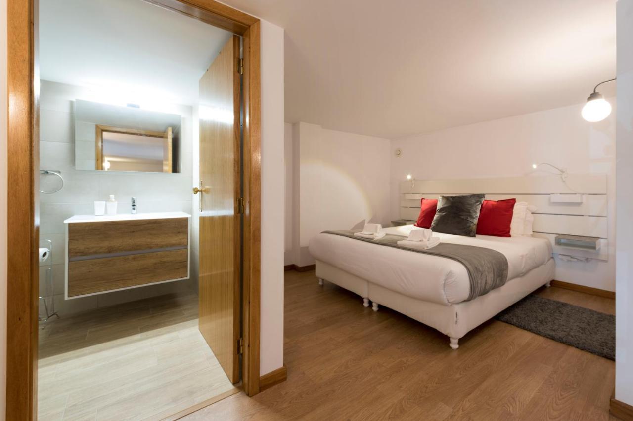 Lovelystay - The Porto Getaway Duplex - Free Parking Exterior foto