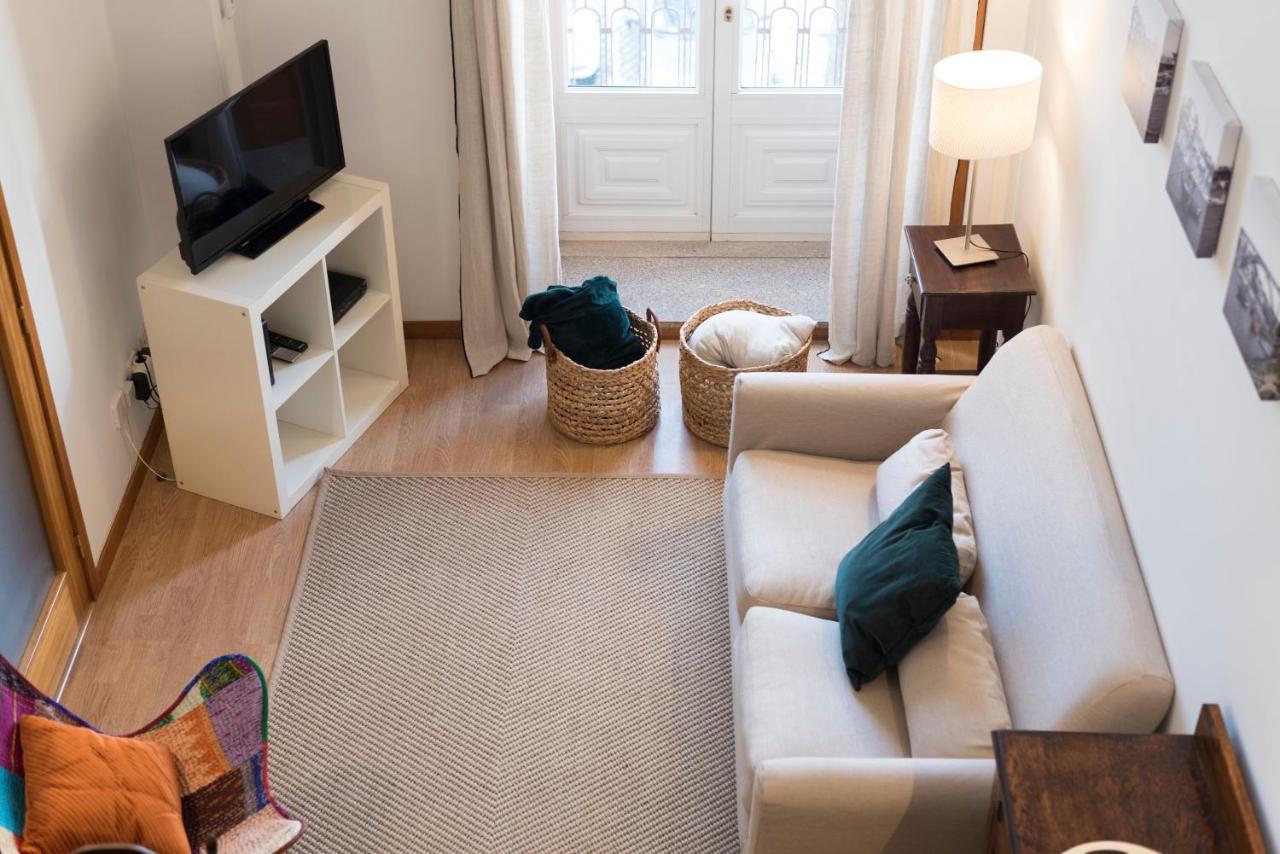 Lovelystay - The Porto Getaway Duplex - Free Parking Exterior foto