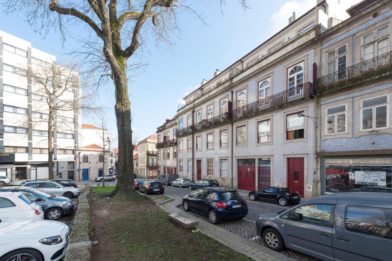 Lovelystay - The Porto Getaway Duplex - Free Parking Exterior foto