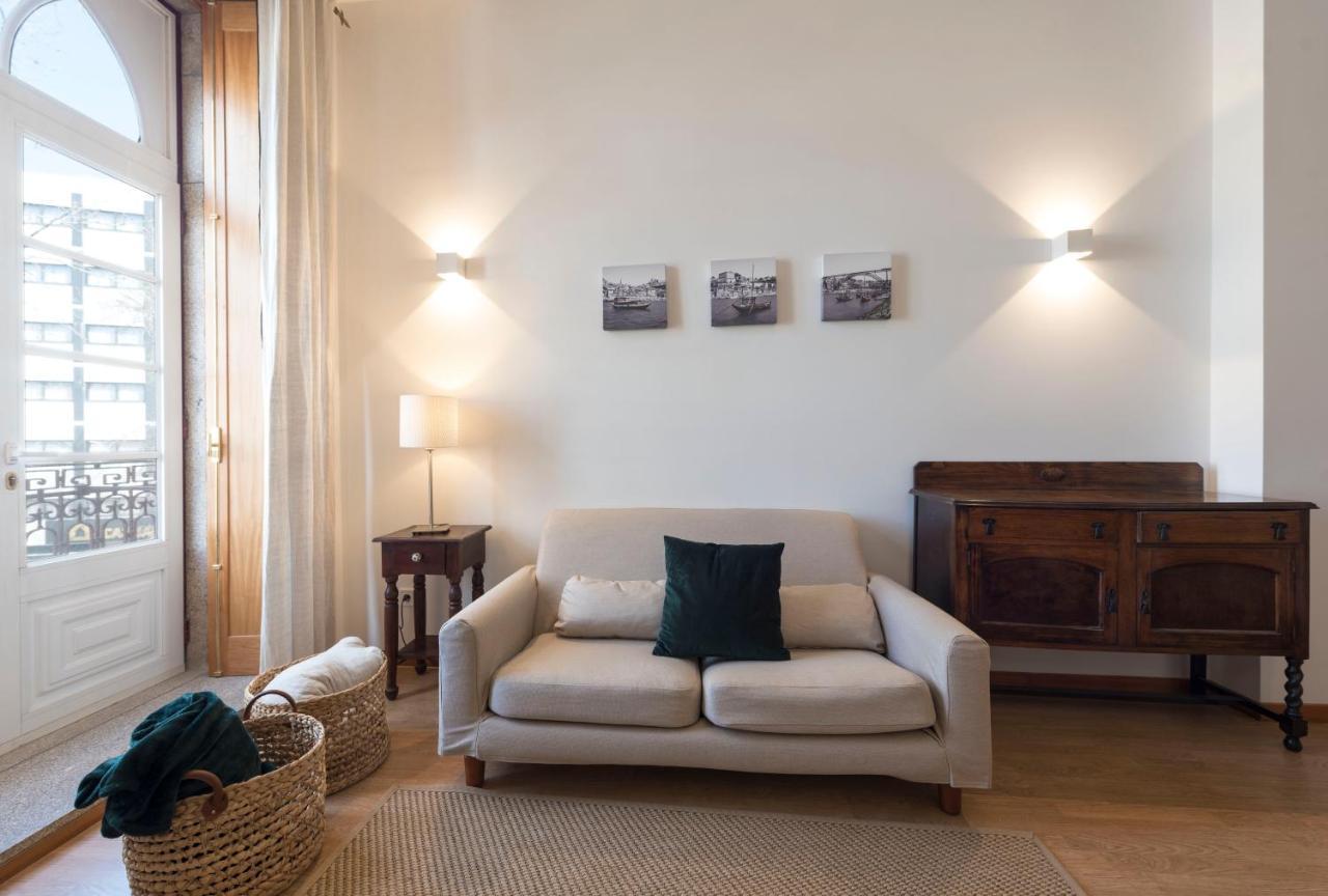 Lovelystay - The Porto Getaway Duplex - Free Parking Exterior foto