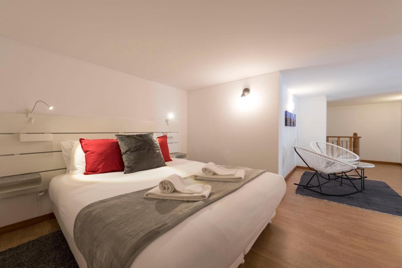Lovelystay - The Porto Getaway Duplex - Free Parking Exterior foto