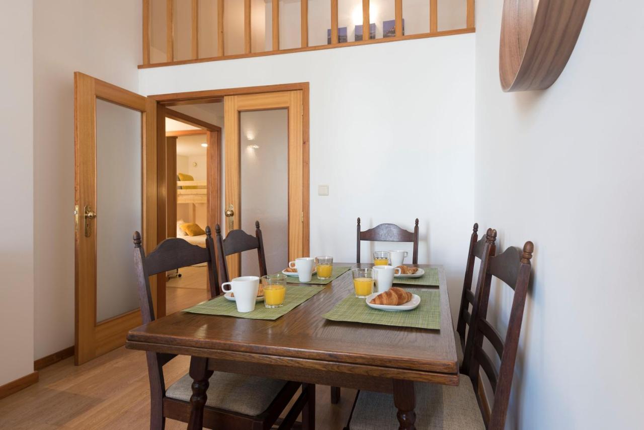 Lovelystay - The Porto Getaway Duplex - Free Parking Exterior foto